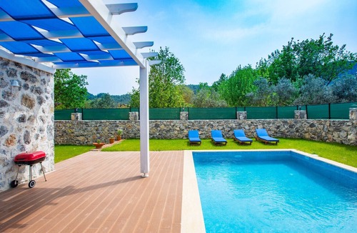 Kayakoy Villa | 2 Bedroom Stone House with Private Pool in Kayaköy