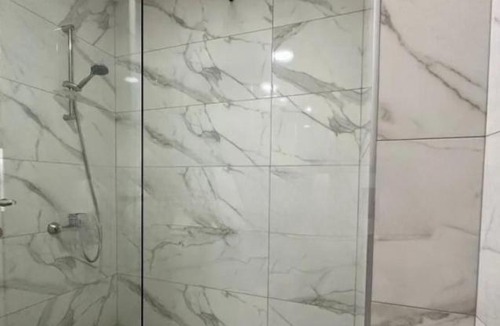 Bahcelievler Apartment | 2-room apartment, 108 m², 7/14 floor.