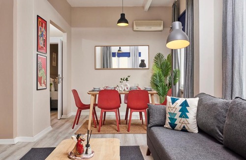Harbiye Apartment | 2BR Modern Flat in Nişantaşı 3 Min to Metro Full AC