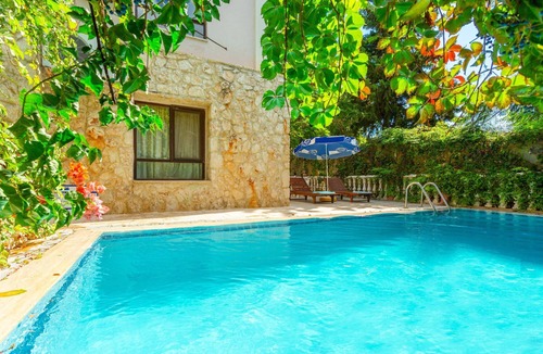 Kalkan Villa | 3+1 Villa with Sea View in Kalkan Center - Mimosa