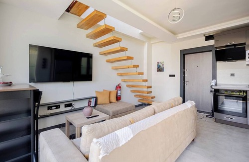 Dilovasi Villa | 4-Deluxe Villa with Heated Private Pool