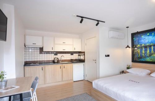 Old Town Apartment | Ada Apart