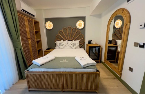 Marmara Hotel | Alâ Marmara Hotel