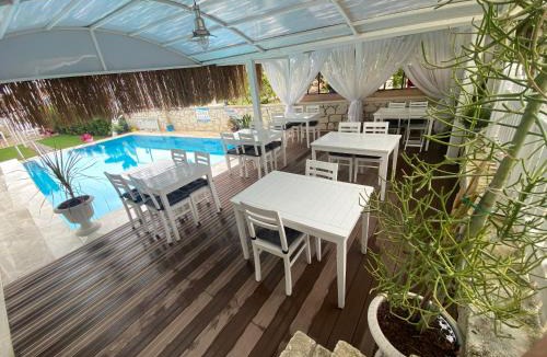 Hacımemis Bed & Breakfast | Alacati Eldoris Hotel