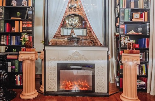 Gumussuyu Mahallesi Apartment | Allegory of Taksim 2B