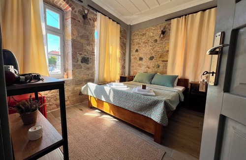 Mithatpasa Cabin | Arcadia Cunda