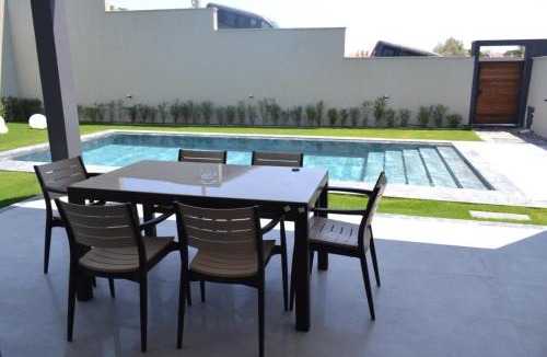 Cesme Villa | Ayayorgi süper havuzlu yeni