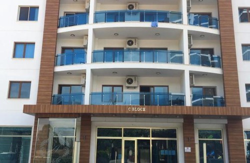Seki Apartment | AZURA PARK Complex