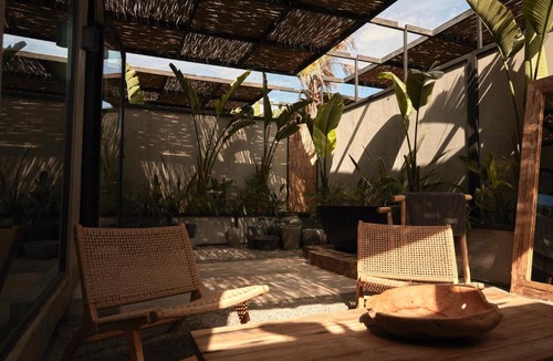 Cesme Hotel | @before sunset
