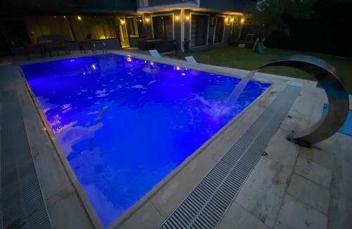 Beykoz District Villa | Beykozda müstakil havuzlu tatil evi