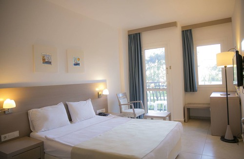 Yalı Hotel | Bodrum SeaSide Beach Club Hotel