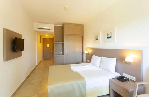 Yalı Hotel | Bodrum SeaSide Beach Club Hotel