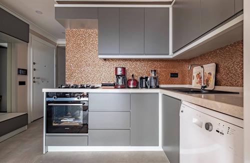 Cihangir Apartment | Bosphorus View 2BR Luxury Apartment - Parking & Elevator