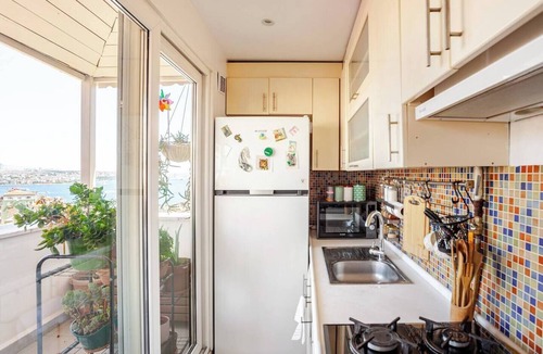 Kabatas Apartment | Bosphorus View Terrace- Historic Cihangir