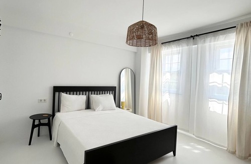 Ezine Bed & Breakfast | Cedori otel
