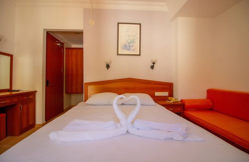 Oludeniz City Center Hotel | Celeste Hotel