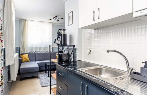 Maltepe Apartment | Central Flat 10 min to Hilltown Mall and Coast