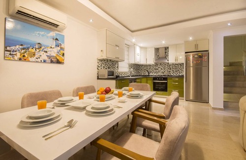 Uzumlu House | Charming 3 Bedroom Villa with Secluded Infinty Pool and Heated Indoor Pool
