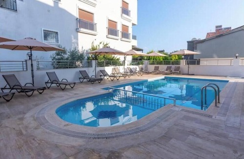 Kadnlar Denizi Mahallesi Apartment | Cool 2-bedroom apartment with AC in Aydın