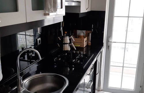Ortakoy House | Cosy flat with Bosphorus view + a terrace