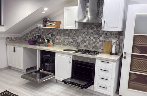 Kucukcekmece Apartment | Cozy 2 Seprate Bedroom Apartment in Küçükçekmece with Stunning Views