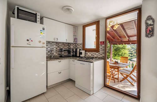 Bogazici Villa | Denize sıfır Villa Özel Plaj Doğal Havuz Bodrum