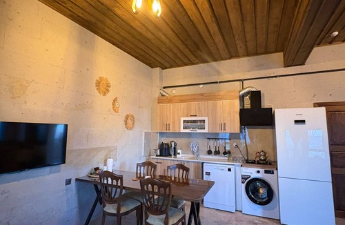 Ortahisar Apartment | Duruer Living Home, Jacuzzi, Air Conditioning, Cappadocia
