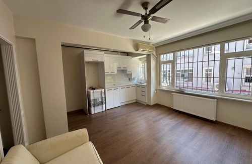 Besiktas Apartment | Enjoyable 2-bedroom apartment with AC in lovely İstanbul