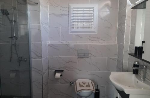 Kusadasi City Centre Bed & Breakfast | Ephesian Hotel & Guesthouse