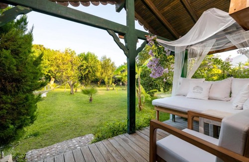 Cirali Bed & Breakfast | Etenna Beach Bungalows