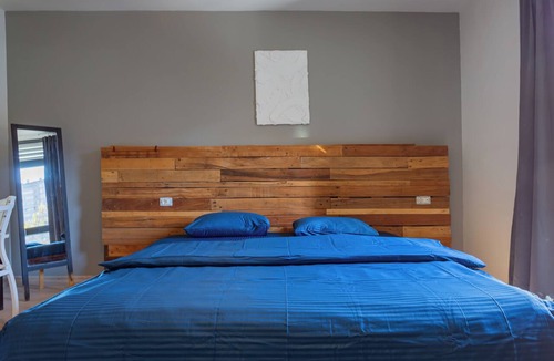 Osmanbey Apartment | Fabulous Large Duplex - 3 Bedroom 2 Bathroom - Terrace - Fast WiFi - Full Aircon