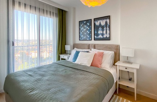 Cesme Apartment | Flat with Balcony 5 min to Cesme Marina