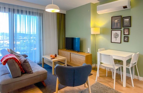 Cesme Apartment | Flat with Balcony 5 min to Cesme Marina