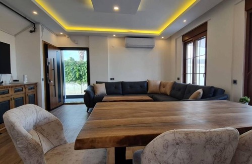 Kadriye Villa | Gorgeous Villa with Private Pool in Antalya 1