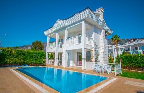 Hisaronu Villa | Hisarpark B Villa, Özel Havuzlu, Fethiye