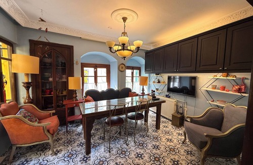 Ayvalik City Center House | Historic Artistic House with Sea-View Terrace in Ayvalık