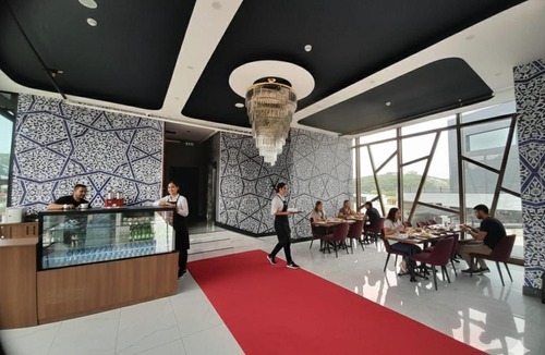 Cekmekoy Hotel | Hmz Premium Konaklama Çekmeköy