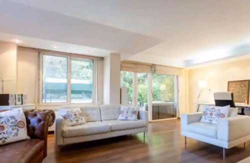 Sariyer Apartment | Home with a private garden in gated community