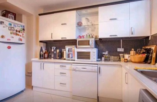 Sariyer Apartment | Home with a private garden in gated community