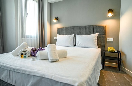 Bozcaada Hotel | İrinikos Otel