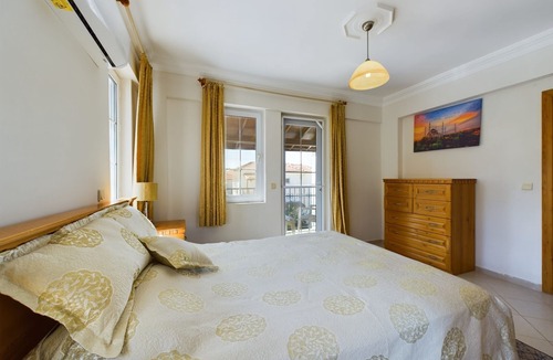 Fethiye Villa | Ideally located 4 bedroom 3 bathroom air conditioned villa with own pool