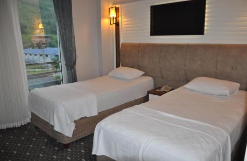 Macka Hotel | Jolnar garden hotel