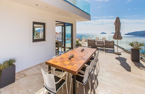 Kalkan Villa | Kalamar Hill - stunning 6 bedroom villa in Kalamar Bay offering wonderful views