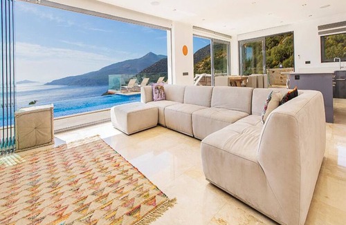 Kalkan Villa | Kalamar Hill - stunning 6 bedroom villa in Kalamar Bay offering wonderful views