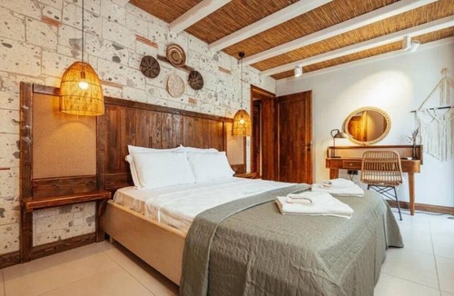 Dalyan Mahallesi Bed & Breakfast | KAMEL LUXURY ÇEŞME