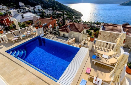 Kalkan Villa | Ketchy villa - Luxury Villa - Infinity pool - Beach view