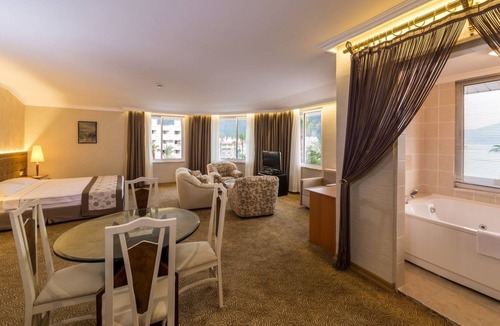Icmeler City Center Resort | Lâ€™ETOILE BEACH HOTEL - All inclusive