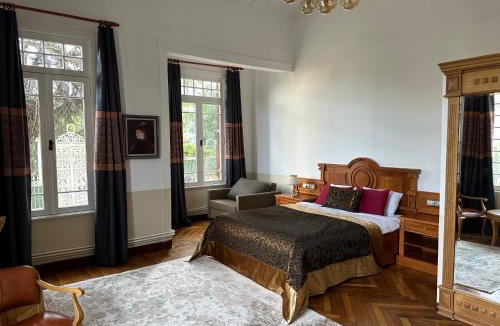 Adalar Hotel | Laden Palas Prince's Island Historical Mansion