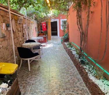 Kusadasi City Centre House | LAVİNYA PENSİON