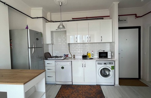 Kagithane Condo | Levent Central Metro & Mall Access
